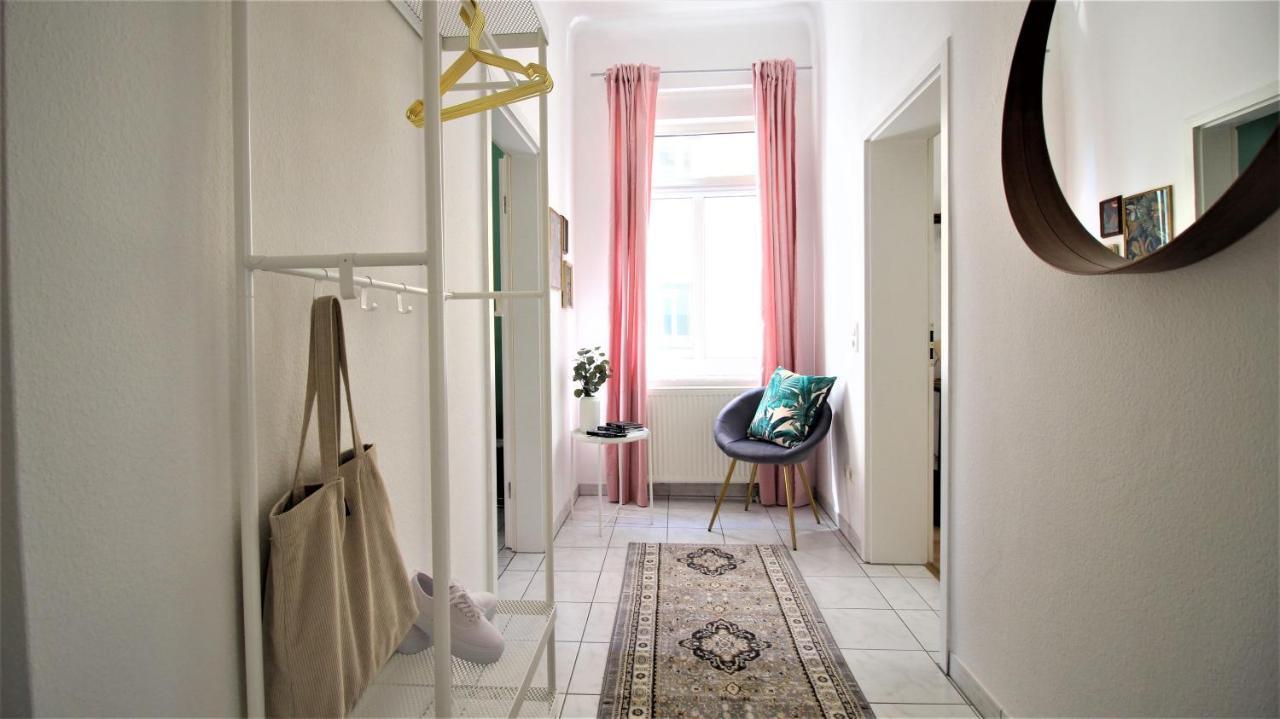 Homie Stay Schiestlstrasse - Moderne Altbauapartments, Nahe Stadtzentrum & Weinberge Wurzburg Bagian luar foto