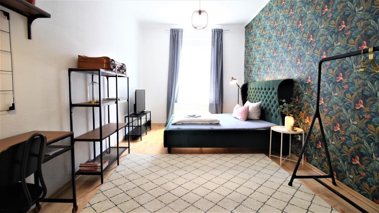 Homie Stay Schiestlstrasse - Moderne Altbauapartments, Nahe Stadtzentrum & Weinberge Wurzburg Bagian luar foto